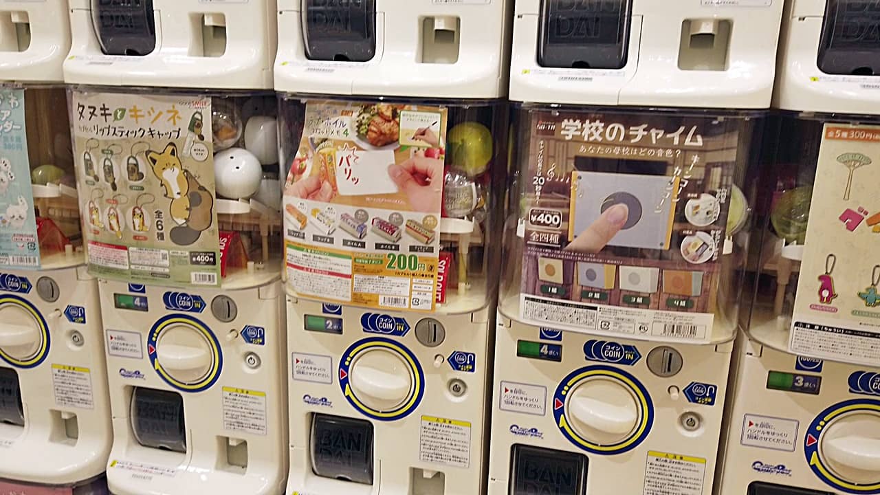 ゆめタウン出雲店内にガチャガチャの『カプセルラボ』！ 2021年10月15日にオープンし、行ってみました。－《いずしる》出雲にゅーす