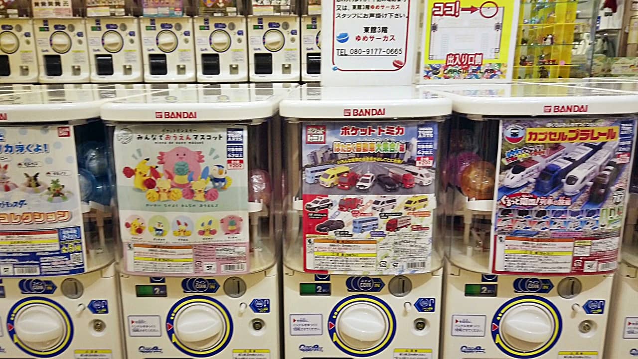 ゆめタウン出雲店内にガチャガチャの『カプセルラボ』！ 2021年10月15日にオープンし、行ってみました。－《いずしる》出雲にゅーす