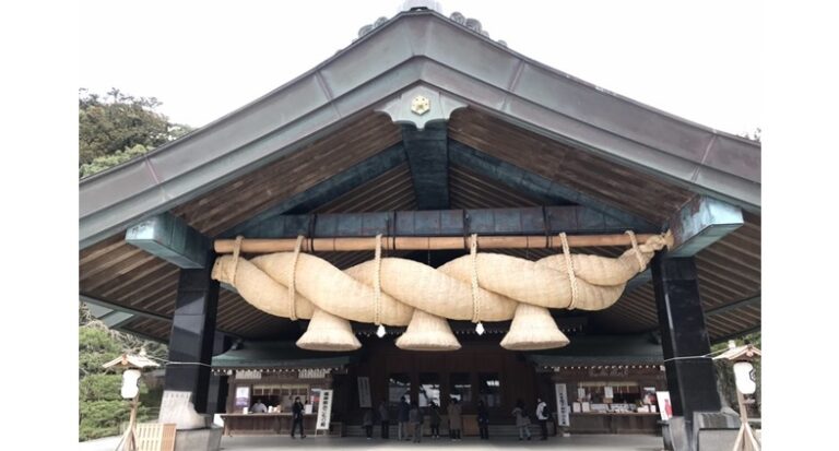 出雲大社の神楽殿 注連縄や結婚式で知られ 場所や行き方を調べてみました 出雲にゅーす