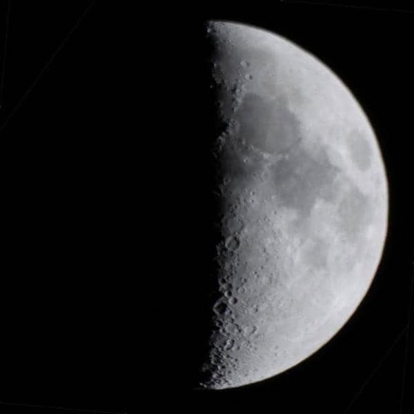 星空観察を楽しもう 12月の星空・月・木星・土星2025